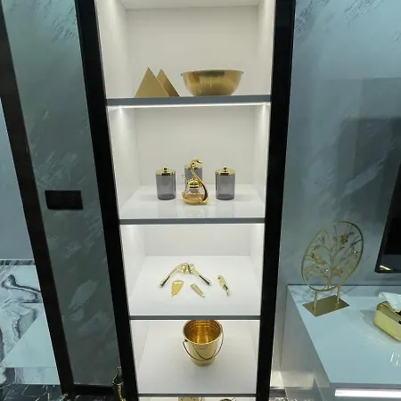 Golden Pearl Of Luxury - アパート